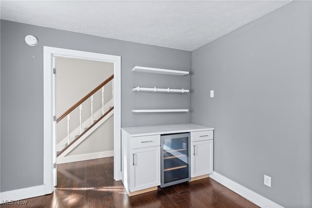 32650 Greenwood Drive, Avon Lake, OH 44012