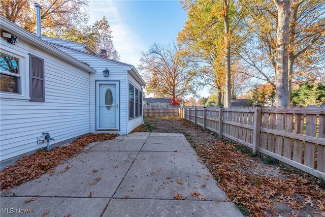 32650 Greenwood Drive, Avon Lake, OH 44012