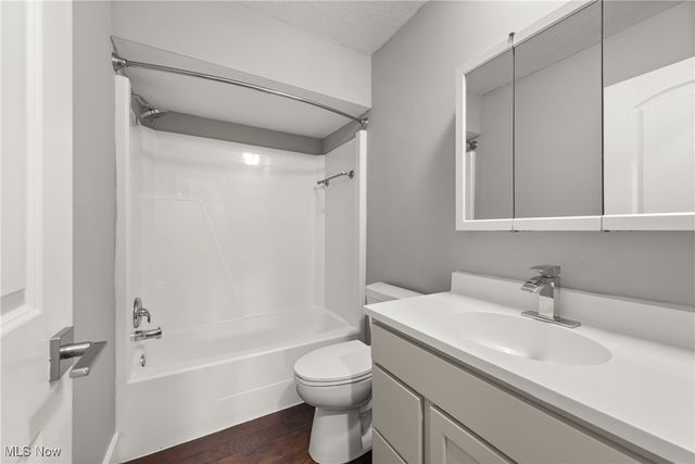 32650 Greenwood Drive, Avon Lake, OH 44012