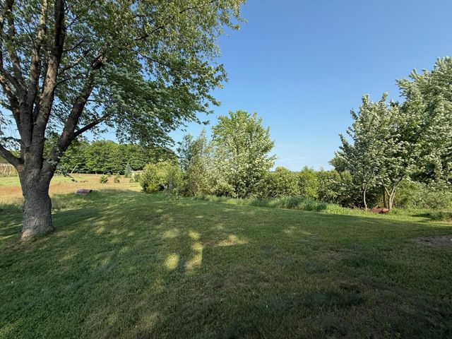 2702 E Hoague Road, Freesoil Twp, MI 49411