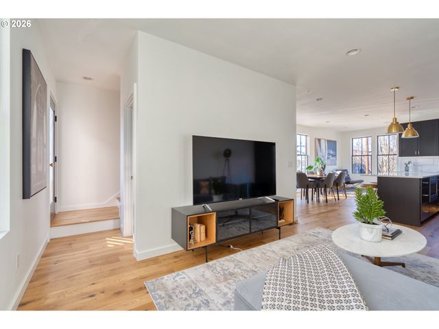 508 Ne 56TH Ave, Portland, OR 97213