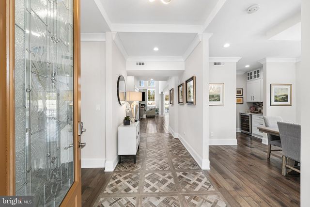 1631 E STRASBURG RD, West Chester, PA 19380