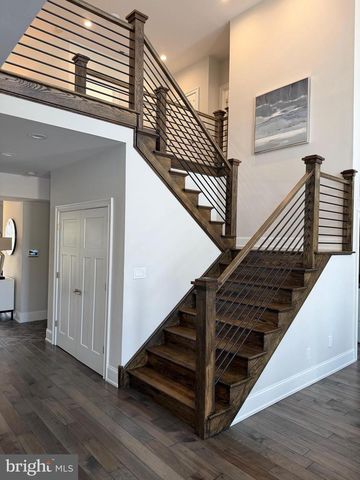 1631 E STRASBURG RD, West Chester, PA 19380