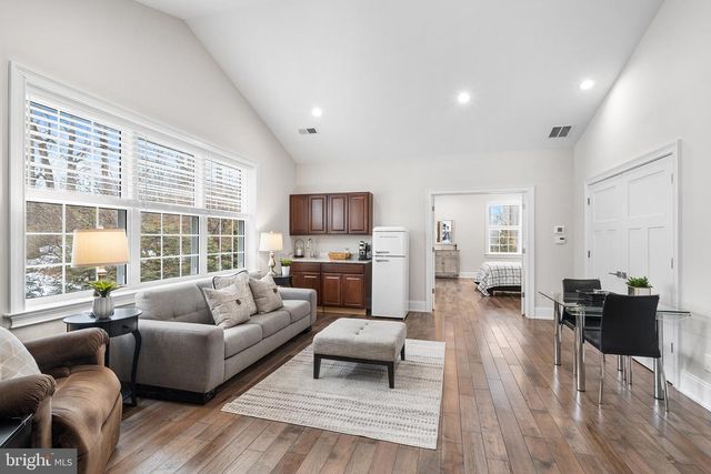 1631 E STRASBURG RD, West Chester, PA 19380