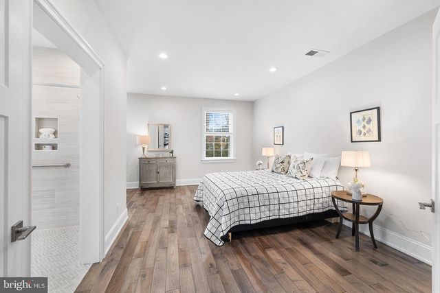 1631 E STRASBURG RD, West Chester, PA 19380