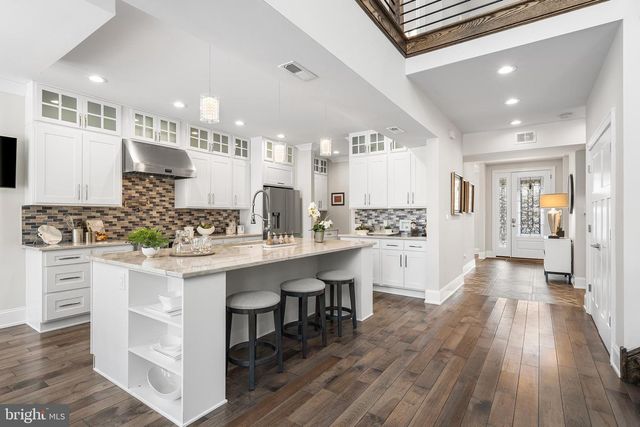 1631 E STRASBURG RD, West Chester, PA 19380