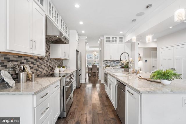 1631 E STRASBURG RD, West Chester, PA 19380