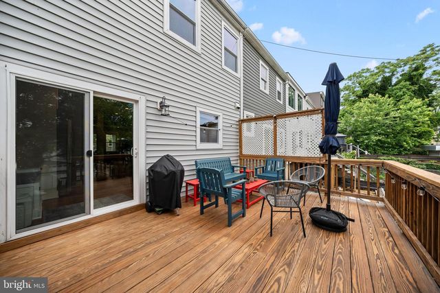 613 LONGFELLOW ST NW, Washington, DC 20011