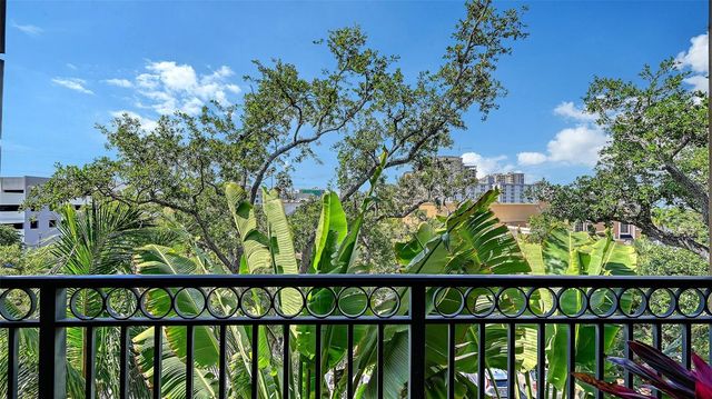 1268 11TH STREET 2404, Sarasota, FL 34236