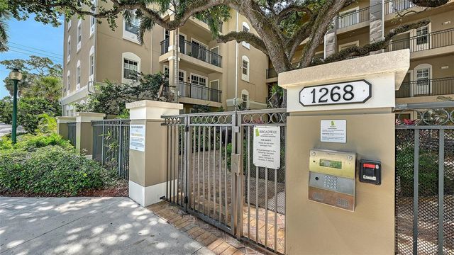 1268 11TH STREET 2404, Sarasota, FL 34236