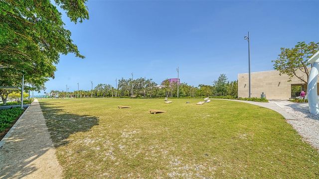 1268 11TH STREET 2404, Sarasota, FL 34236