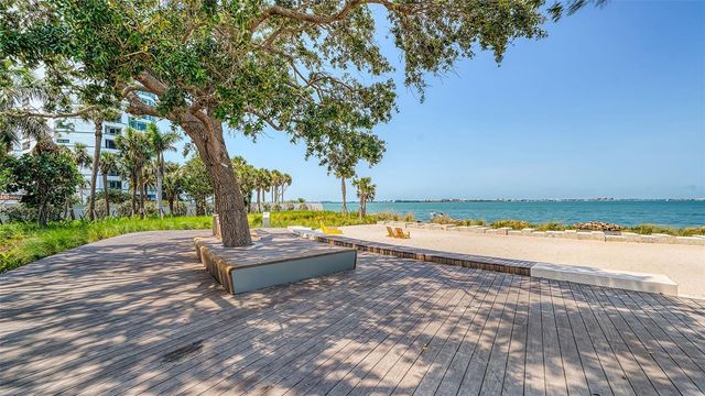 1268 11TH STREET 2404, Sarasota, FL 34236