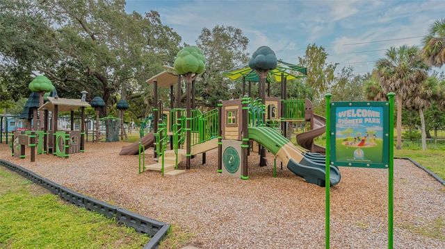 1268 11TH STREET 2404, Sarasota, FL 34236