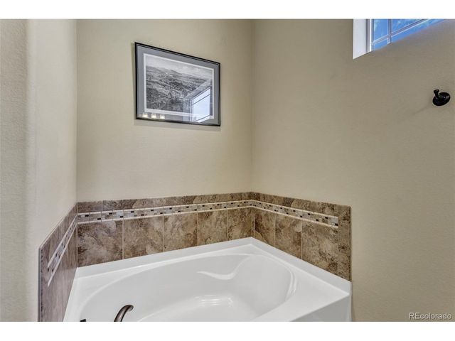 16023 Torreys Way, Broomfield, CO 80023