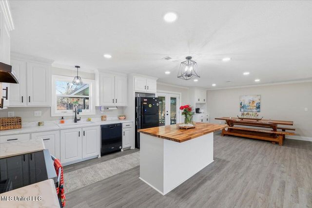 144 Walter Jones Road, Mendenhall, MS 39114