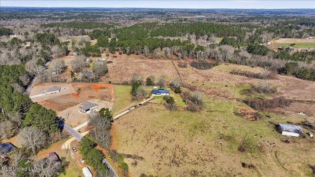 144 Walter Jones Road, Mendenhall, MS 39114