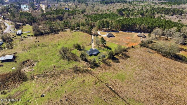 144 Walter Jones Road, Mendenhall, MS 39114