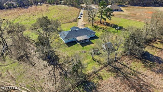144 Walter Jones Road, Mendenhall, MS 39114