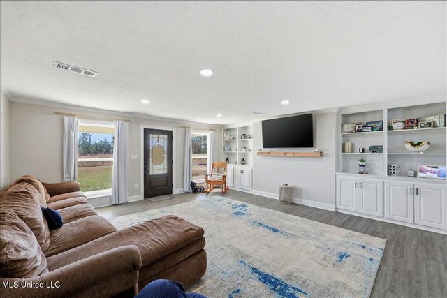 144 Walter Jones Road, Mendenhall, MS 39114