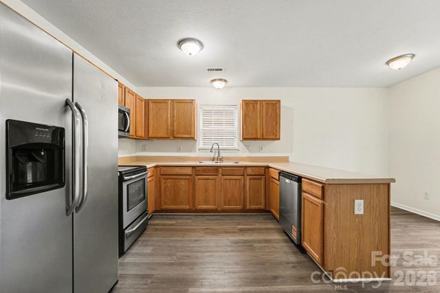 5216 Grays Ridge Drive, Charlotte, NC 28269