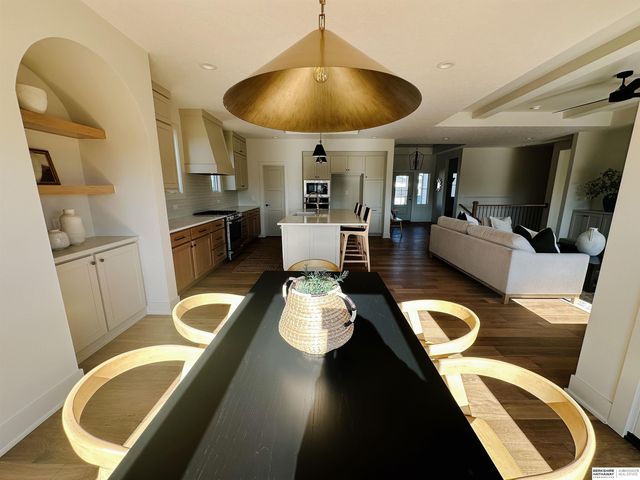 5439 Kestrel Parkway, Elkhorn, NE 68022