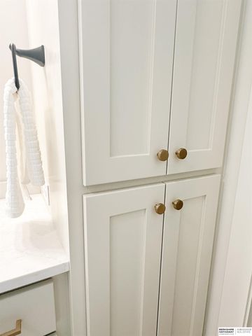 5439 Kestrel Parkway, Elkhorn, NE 68022