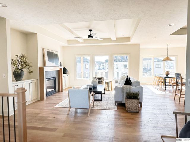 5439 Kestrel Parkway, Elkhorn, NE 68022