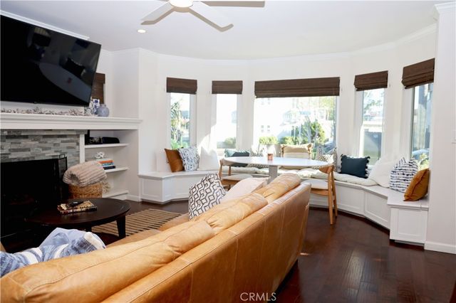 519 35th 1, Newport Beach, CA 92663
