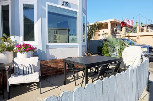 519 35th 1, Newport Beach, CA 92663