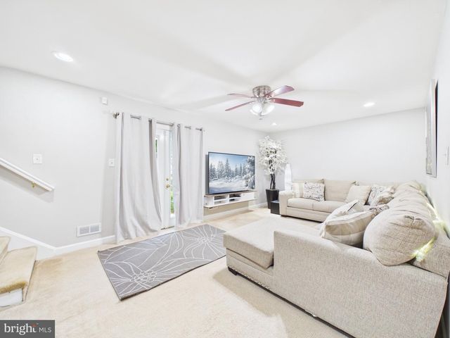 33 STEPHANIE DR, Bear, DE 19701