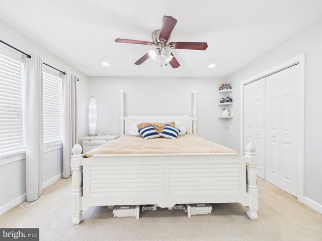 33 STEPHANIE DR, Bear, DE 19701