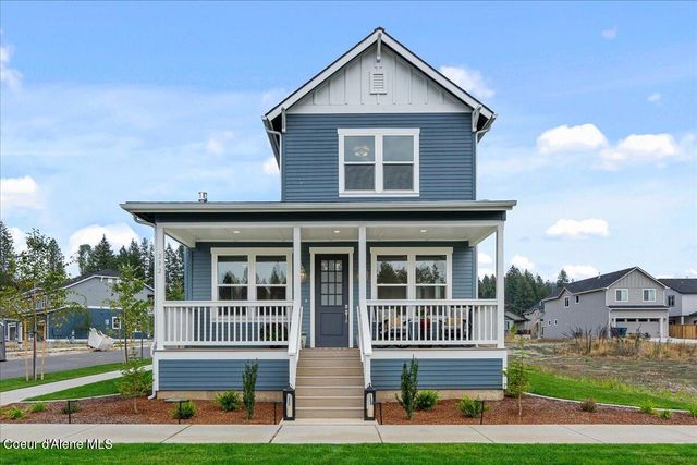 300 E Grosbeak, Hayden, ID 83835