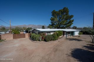 4075 E Fort Lowell Road, Tucson, AZ 85712