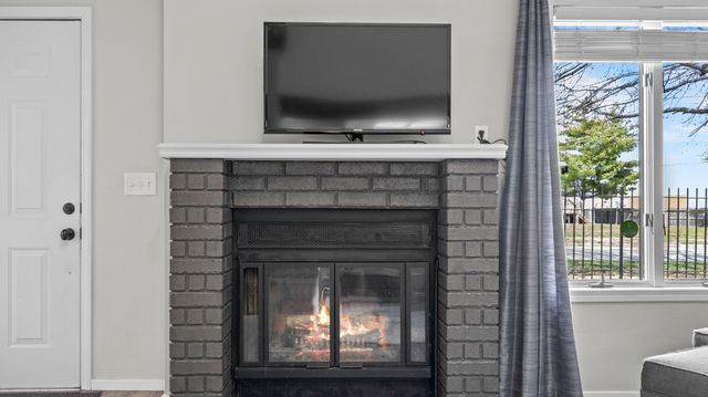 3440 S Delaware Avenue 137, Springfield, MO 65804