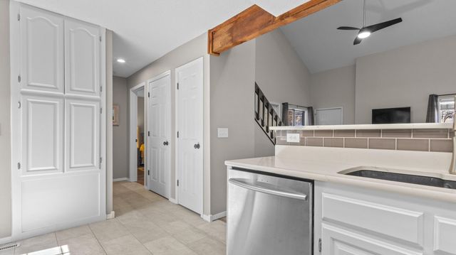 3440 S Delaware Avenue 137, Springfield, MO 65804