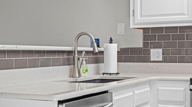 3440 S Delaware Avenue 137, Springfield, MO 65804