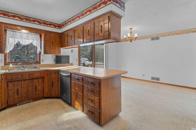 13635 Alamo Street NE, Ham Lake, MN 55304