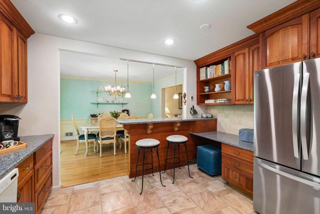 38 ORCHARD WAY N, Potomac, MD 20854