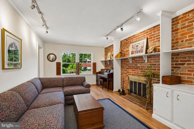 38 ORCHARD WAY N, Potomac, MD 20854