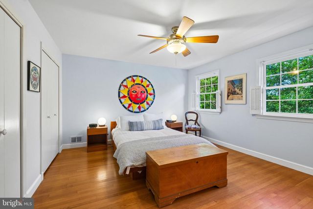 38 ORCHARD WAY N, Potomac, MD 20854