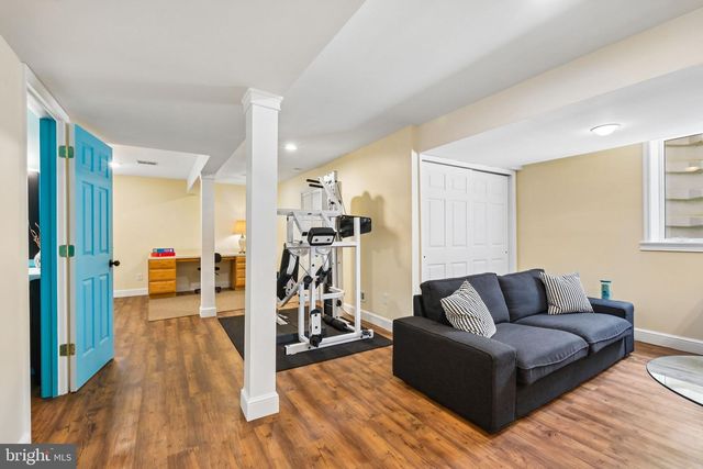 38 ORCHARD WAY N, Potomac, MD 20854