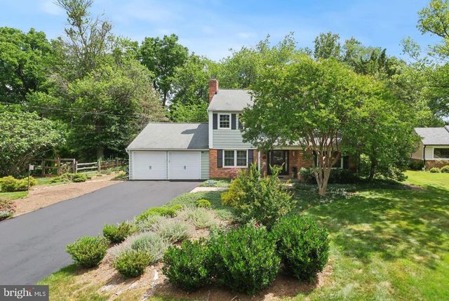 38 ORCHARD WAY N, Potomac, MD 20854