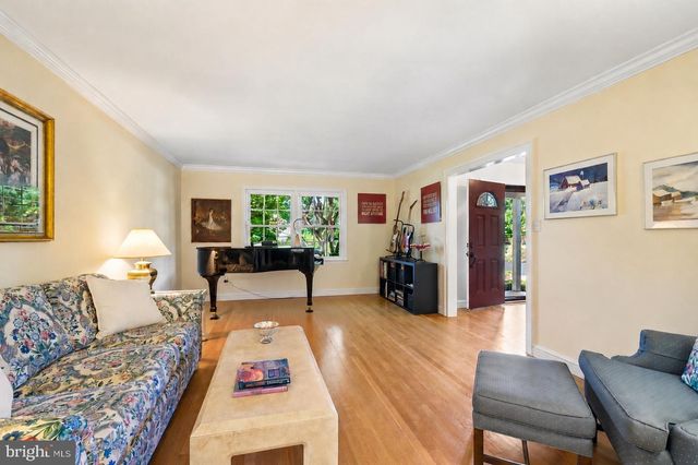 38 ORCHARD WAY N, Potomac, MD 20854