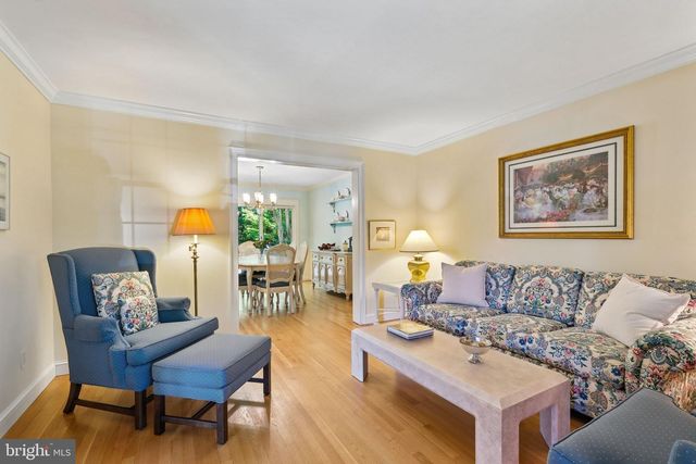 38 ORCHARD WAY N, Potomac, MD 20854