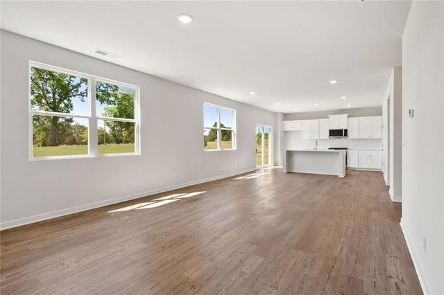 405 Charnwood Lane, Mcdonough, GA 30253