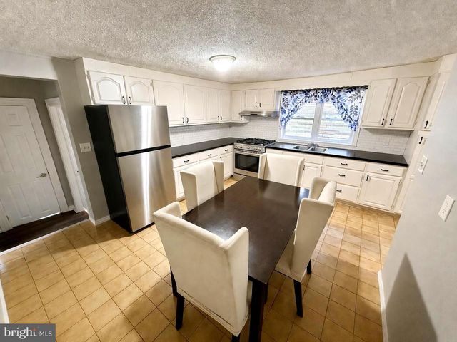 111 MOTT ST, Trenton, NJ 08611