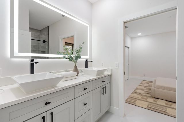 7685 NW 47th Drive, Coral Springs, FL 33067