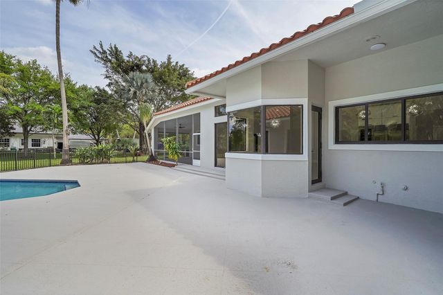 7685 NW 47th Drive, Coral Springs, FL 33067