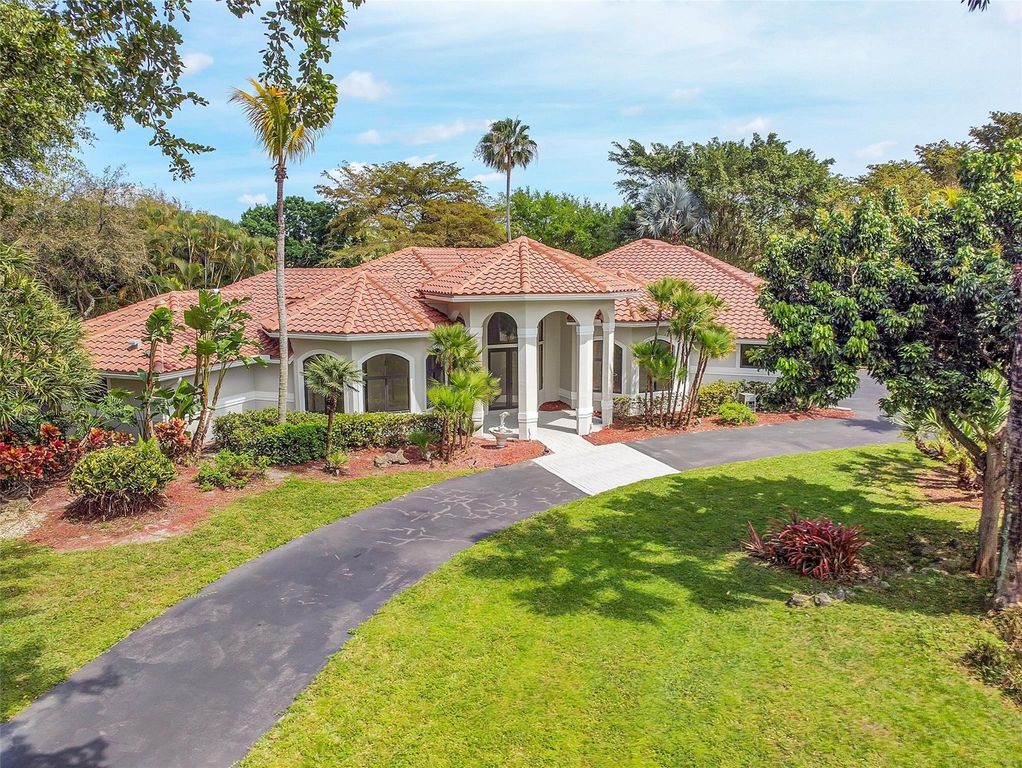 7685 NW 47th Drive, Coral Springs, FL 33067