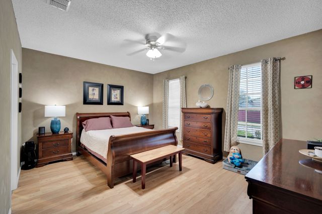 622 Hugh Walker Drive, Mesquite, TX 75149